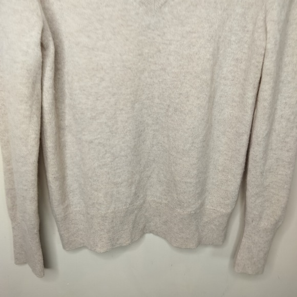 Halogen Sold - Picture 3 of 7